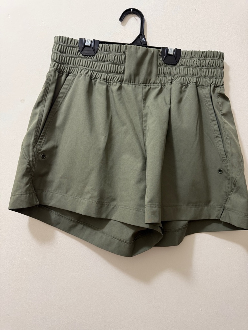 Old Navy Olive Green Athletic Pull-On Shorts